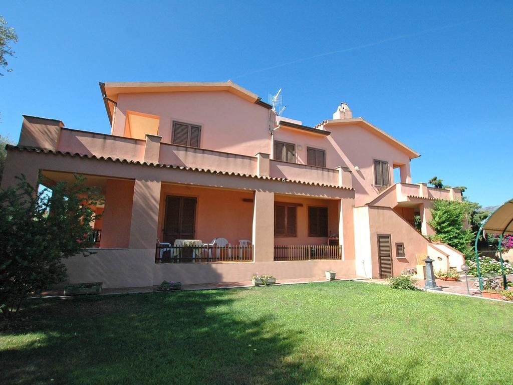 Le Maree La Cinta Villa San Teodoro  Exterior photo